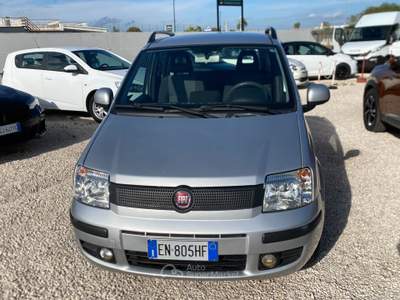 Fiat Panda Lounge NEOPATENTATI E UNICO PROPRIETARIO Grigio usata Corato