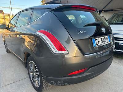 Lancia Delta 1.6 DIESEL 2011 - NORD ITALIA Grigio usata Terlizzi