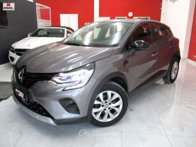 Renault Captur TCe 90 CV Techno Grigio usata Vittoria