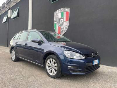 Volkswagen Golf 1.6 tdi Comfortline Business 110cv dsg Blu/Azzurro usata Vedelago
