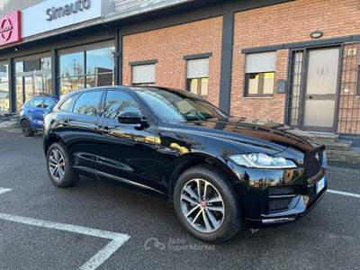 Jaguar F-Pace 2.0 D 240 CV AWD aut. R-Sport Nero usata Casalgrande