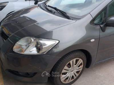 Toyota Auris 5p. Grigio usata Lomazzo