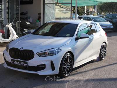 BMW Serie 1 118d 118D MSPORT AUTO PINZE FRENI BREMBO CERCHI DA 19'' Bianco usata Villongo