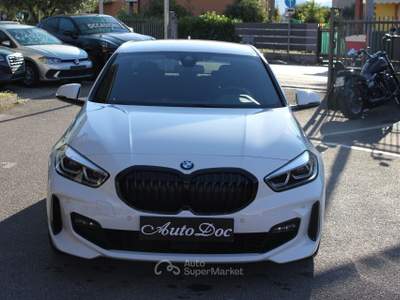 BMW Serie 1 118d 118D MSPORT AUTO PINZE FRENI BREMBO CERCHI DA 19'' Bianco usata Villongo
