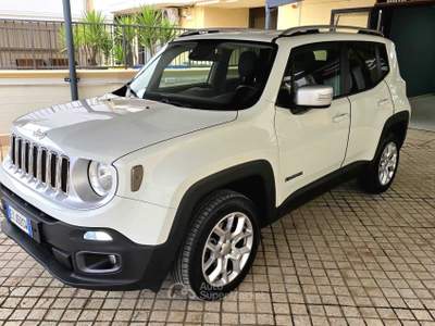 Jeep Renegade 2.0 mjt 140cv LIMITED 4x4 Bianco usata Altamura