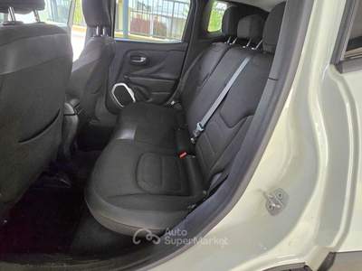 Jeep Renegade 2.0 mjt 140cv LIMITED 4x4 Bianco usata Altamura