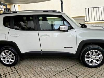 Jeep Renegade 2.0 mjt 140cv LIMITED 4x4 Bianco usata Altamura