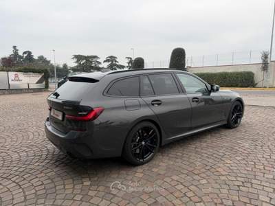 BMW Serie 3 330d d 48V xDrive Touring Msport Tetto Pano Apribile Grigio usata Castiglione delle Stiviere