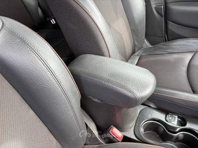 Fiat 500X 1.6 mjt Cross 4x2 120cv Bianco usata Ercolano
