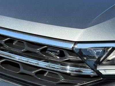 Volkswagen T-Roc 2.0 tdi R-Line 150cv dsg Grigio usata Ercolano