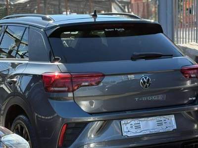 Volkswagen T-Roc 2.0 tdi R-Line 150cv dsg Grigio usata Ercolano