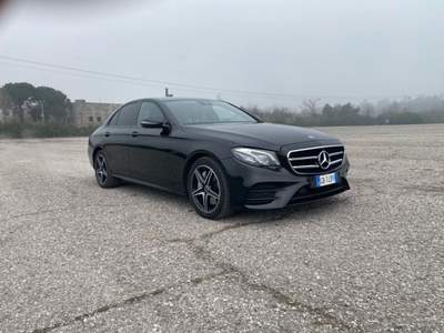 Mercedes-Benz Classe E vendo Nero usata Sirmione