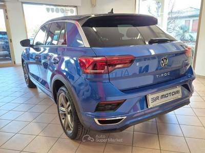 Volkswagen T-Roc 1.5 TSI ACT DSG Sport R-LINE Blu/Azzurro usata Stra