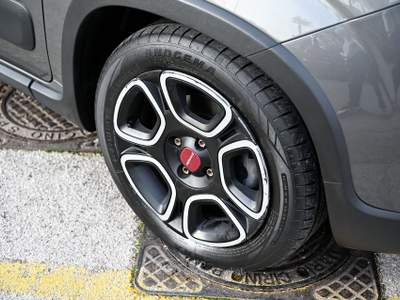 Fiat Panda FIAT PANDA GSE HYBRID Grigio usata Casoria