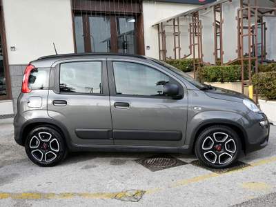 Fiat Panda FIAT PANDA GSE HYBRID Grigio usata Casoria