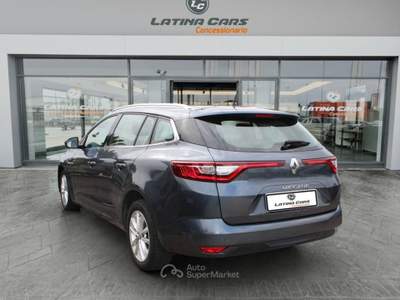 Renault Mégane 1.5 blue dci Business 115cv Con NAVIGATORE Grigio usata Latina