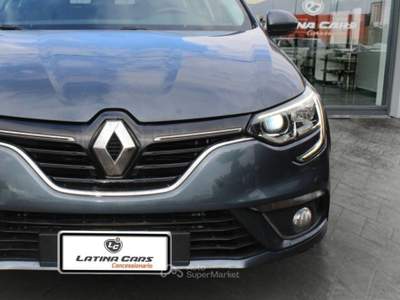 Renault Mégane 1.5 blue dci Business 115cv Con NAVIGATORE Grigio usata Latina