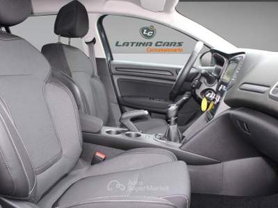 Renault Mégane 1.5 blue dci Business 115cv Con NAVIGATORE Grigio usata Latina