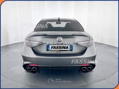 Alfa Romeo Giulia Giulia 2.9 V6 Bi-Turbo AT8 Quadrifoglio 520CV Grigio usata Milano