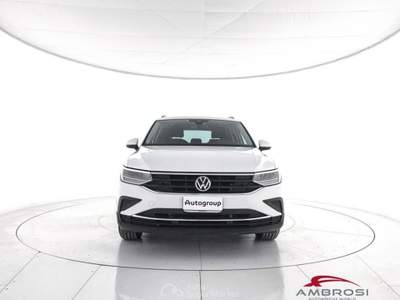 Volkswagen Tiguan 1.4 TSI eHYBRID DSG Life Bianco usata Corciano