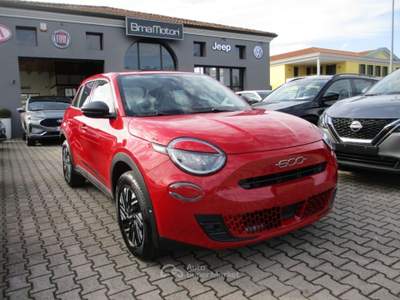 Fiat 600 Hybrid DCT MHEV Camera/Led/Sensori Park Rosso usata Mogliano Veneto