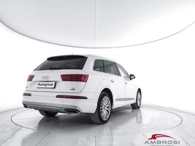 Audi Q7 3.0 TDI 218 CV ultra quattro tiptronic Business Pl Bianco usata Corciano