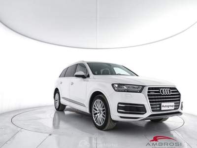 Audi Q7 3.0 TDI 218 CV ultra quattro tiptronic Business Pl Bianco usata Corciano