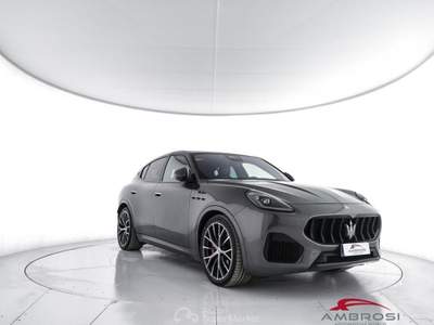 Maserati Grecale 2.0 mhev Modena 330cv auto Grigio usata Corciano