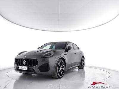 Maserati Grecale 2.0 mhev Modena 330cv auto Grigio usata Corciano