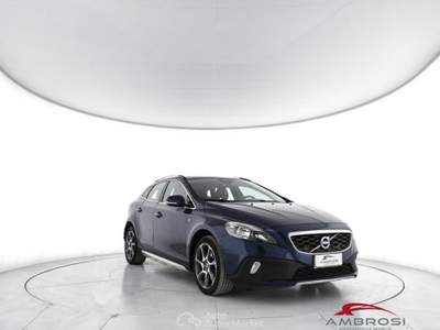 Volvo V40 Cross Country D2 1.6 Powershift Volvo Ocean Race - PER OPERATORI Blu/Azzurro usata Corciano