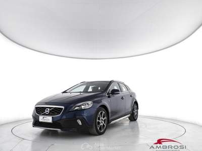 Volvo V40 Cross Country D2 1.6 Powershift Volvo Ocean Race - PER OPERATORI Blu/Azzurro usata Corciano