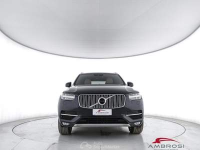 Volvo XC90 D5 AWD Geartronic Inscription Blu/Azzurro usata Corciano