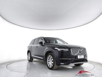 Volvo XC90 D5 AWD Geartronic Inscription Blu/Azzurro usata Corciano