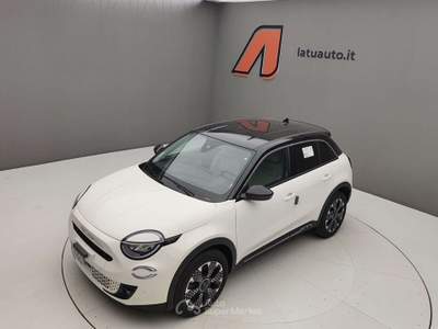 Fiat 600 1.2 MHEV 110CV DCT LA PRIMA Bianco usata Voghera