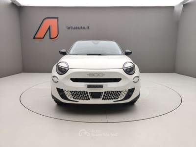 Fiat 600 1.2 MHEV 110CV DCT LA PRIMA Bianco usata Voghera