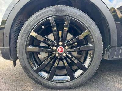 Jaguar E-Pace D150 AWD SE R DYNAMIC KAMERA 20' NAVI LED Nero usata Ciampino