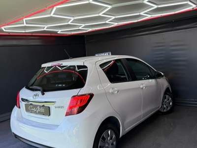 Toyota Yaris Lounge 11/2014 Bianco usata Teverola