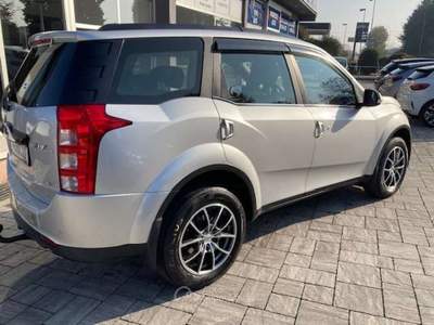 Mahindra XUV500 XUV500 4wd 7 posti 2.2 tdi Argento usata Mariano Comense