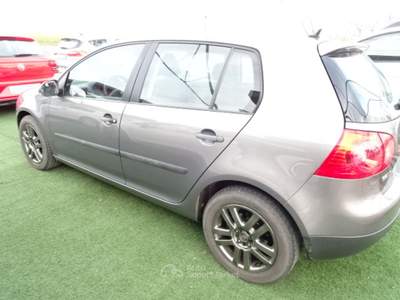 Volkswagen Golf VOLSWAGEN GOLF 5 PORTE TDI   ((GASOLIO)) Grigio usata Casaloldo