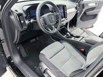 Volvo XC40 B3 163CV AUT CORE Nero usata Bassano del Grappa