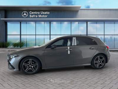 Mercedes-Benz Classe A A 180 d Automatic AMG Line Advanced Plus km 0 Grigio usata Rende