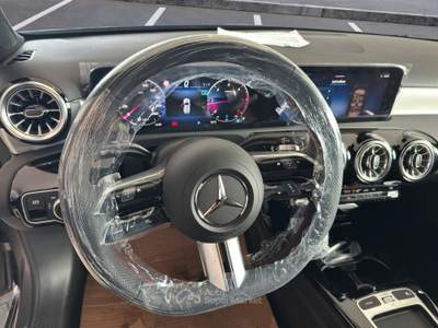 Mercedes-Benz Classe A A 180 d Automatic AMG Line Advanced Plus km 0 Grigio usata Rende