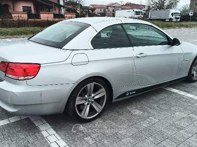 BMW Serie 3 325d Futura  Grigio usata Pavia