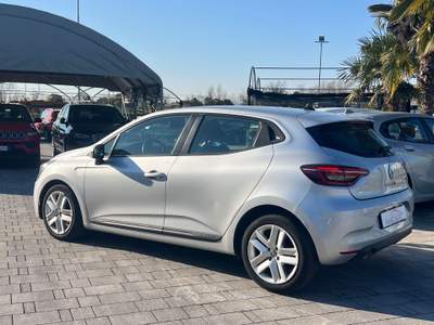 Renault Clio 5 porte Business FINANZIABILE Argento usata Manzano