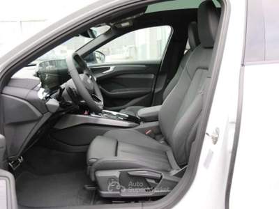 Audi A6 Avant 40 2.0 TDI S tronic S line edition Bianco usata Dolo