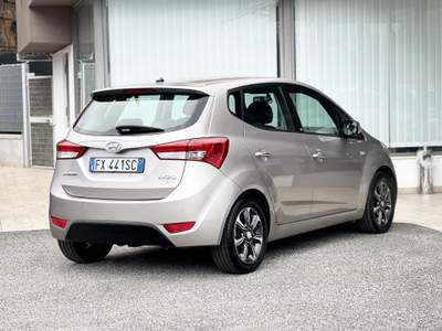 Hyundai ix20 1.6 Gpl 124CV E6 Neo - 2019 Grigio usata Roma