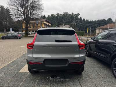 Volvo XC40 B3 automatico Plus Dark KM0 PREZZO REALE Grigio usata Arsago Seprio