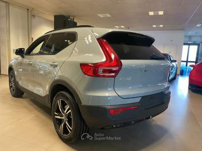 Volvo XC40 B3 automatico Plus Dark KM0 PREZZO REALE Grigio usata Arsago Seprio