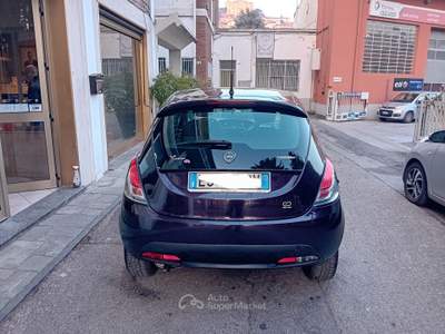 Lancia Ypsilon 1.3 mjt 95 CV *OK NEOPATENTATI* Lilla usata Canelli