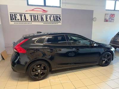 Volvo V40 In perfette condizioni e pronta a viaggiare con te Nero usata Quarrata